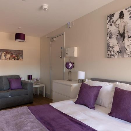 Isabella House - Hereford City Centre Aparthotel, By Rentmyhouse ภายนอก รูปภาพ