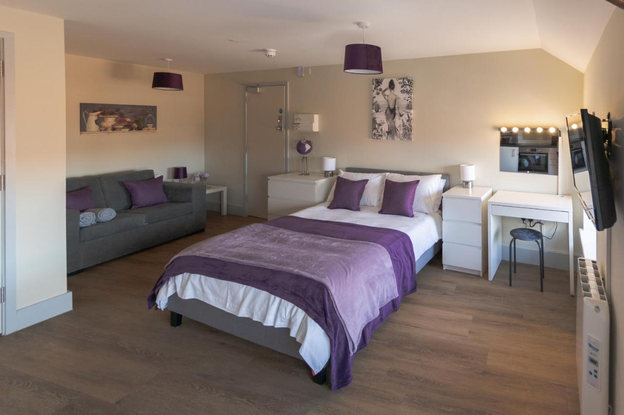 Isabella House - Hereford City Centre Aparthotel, By Rentmyhouse ภายนอก รูปภาพ