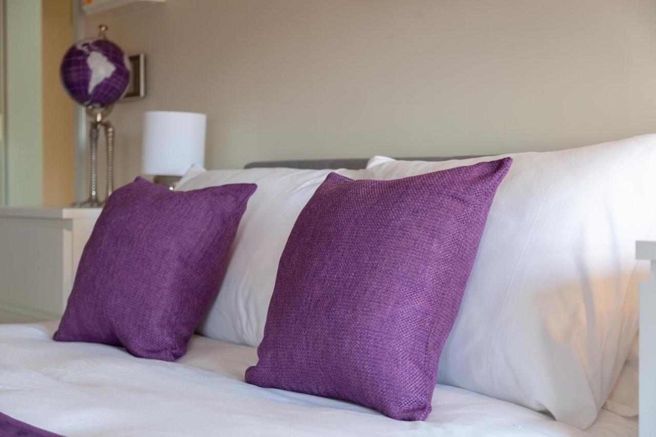 Isabella House - Hereford City Centre Aparthotel, By Rentmyhouse ภายนอก รูปภาพ